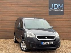 Grey Used 2018 Peugeot Partner MPV | £6,995 (A bit pricey)