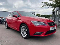 Red Used 2016 Seat Leon SE Dynamic Estate | £5,375 (A bit pricey)
