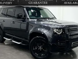 Used 2025 Land Rover Defender SE Dynamic SUV | £58,990 (Good price)