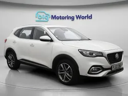 White Used 2022 MG HS Exclusive SUV | £16,800 (Fair price)