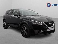 Black Used 2022 Nissan Qashqai N-Connecta SUV | £15,899 (Fair price)