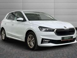 Moon white metallic Used 2025 Skoda Fabia SE L Hatchback | £19,800 (Fair price)
