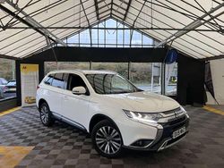 White Used 2019 Mitsubishi Outlander SUV | £15,795 (Fair price)