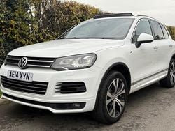 White Used 2014 VW Touareg R-line SUV | £8,495 (Good price)