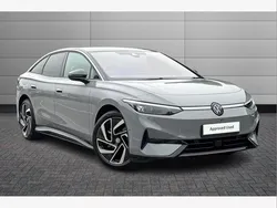 Moonstone grey Used 2024 VW ID.7 Pro Sedan | £33,850 (Super price)