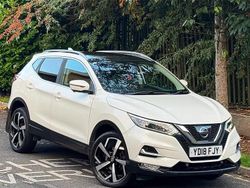 White Used 2018 Nissan Qashqai Tekna SUV | £7,695 (Fair price)