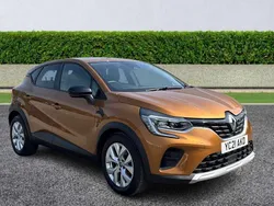 Orange Used 2021 Renault Captur Iconic SUV | £11,699 (Fair price)