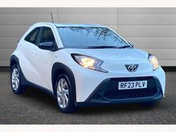 White Used 2023 Toyota Aygo PURE Hatchback | £12,150 (Fair price)
