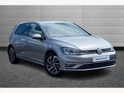Reflex silver Used 2019 VW Golf VII Match Hatchback | £10,595 (Fair price)