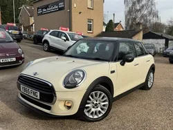White Used 2015 Mini Cooper Hatch Hatchback | £10,995 (Fair price)