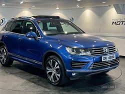 Blue Used 2015 VW Touareg R-line SUV | £11,950 (Expensive)