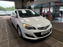 White Used 2013 Vauxhall Astra SRi Hatchback | £2,795 (Fair price)