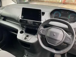Black Used 2023 Peugeot E-Partner Premium MPV | £14,999