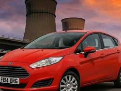 Red Used 2014 Ford Fiesta Style Hatchback | £2,990 (Good price)