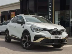 White Used 2024 Renault Captur Engineered SUV | £19,495 (Fair price)