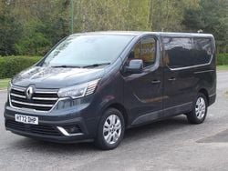 Grey Used 2023 Renault Trafic Van | £17,500 (Good price)