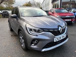 Grey/black Used 2024 Renault Captur Techno SUV | £18,941 (Fair price)