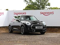 Black Used 2019 Mini Cooper S Exclusive Hatchback | £13,995 (Good price)