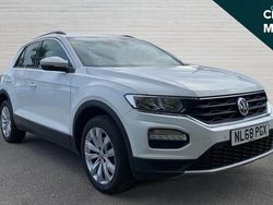 White Used 2018 VW T-Roc SE SUV | £11,591 (Fair price)