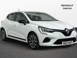 White Used 2023 Renault Clio V Evolution Hatchback | £13,800 (Good price)