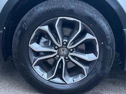 Lunar silver m Used 2022 Honda CR-V Hybrid SUV | £27,950 (Good price)