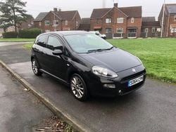 Black Used 2014 Fiat Punto S Hatchback | £2,799 (Fair price)