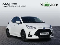 White Used 2023 Toyota Yaris Hybrid Design Hatchback | £16,750 (Fair price)