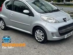Silver Used 2010 Peugeot 107 Hatchback | £3,990 (Fair price)