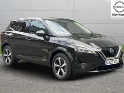 Black Used 2023 Nissan Qashqai N-Connecta SUV | £24,269 (Fair price)