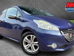 Blue Used 2013 Peugeot 208 Allure Hatchback | £3,799 (Fair price)