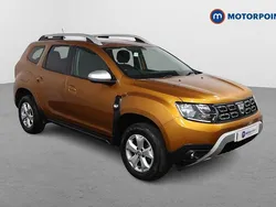 Orange Used 2020 Dacia Duster Comfort SUV | £11,199 (Fair price)