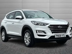 Polar white Used 2018 Hyundai Tucson SE SUV | £11,950 (Good price)