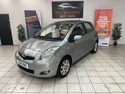 Silver Used 2011 Toyota Yaris Hatchback | £4,495 (Fair price)