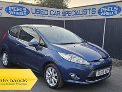 Blue Used 2009 Ford Fiesta Zetec Hatchback | £2,475 (Fair price)