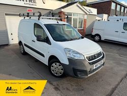 White Used 2017 Peugeot Partner Van | £6,990 (Fair price)