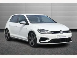 Pure white Used 2019 VW Golf VII R Hatchback | £23,295 (Fair price)