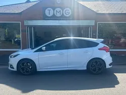 White Used 2016 Ford Focus ST Hatchback | £9,995 (Fair price)