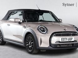 Grey Used 2021 Mini Cooper Classic Hatchback | £15,750 (Fair price)
