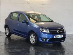 Blue Used 2015 Dacia Sandero Lauréate Hatchback | £3,995 (Good price)