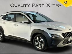 White Used 2023 Hyundai Kona SE SUV | £14,000 (Good price)