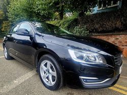 Black Used 2016 Volvo S60 SE Lux Sedan | £7,250 (Fair price)