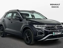 Black Used 2022 VW T-Roc Life SUV | £18,800 (Fair price)