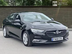 Black Used 2018 Vauxhall Insignia SRi Hatchback | £8,495 (Fair price)