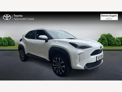 White Used 2022 Toyota Yaris Hybrid Design Hatchback | £19,759 (Expensive)