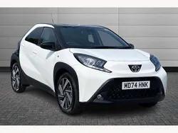 Pure white with black Used 2025 Toyota Aygo Hatchback | £14,991 (Fair price)