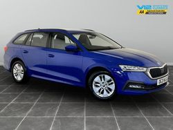 Blue Used 2021 Skoda Octavia SE Estate | £12,495 (Good price)
