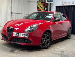 Red Used 2020 Alfa Romeo Giulietta Edizione Speciale Hatchback | £8,450 (Fair price)