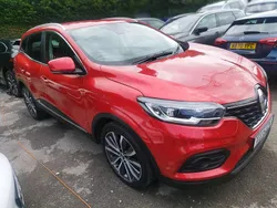 Red Used 2020 Renault Kadjar Iconic SUV | £12,690 (Fair price)