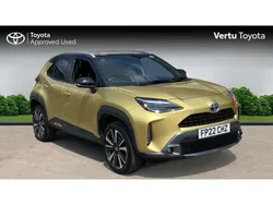 Yellow Used 2022 Toyota Yaris Cross Edition SUV | £22,530 (Fair price)