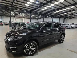 Black Used 2018 Nissan Qashqai N-Connecta SUV | £8,880 (Good price)